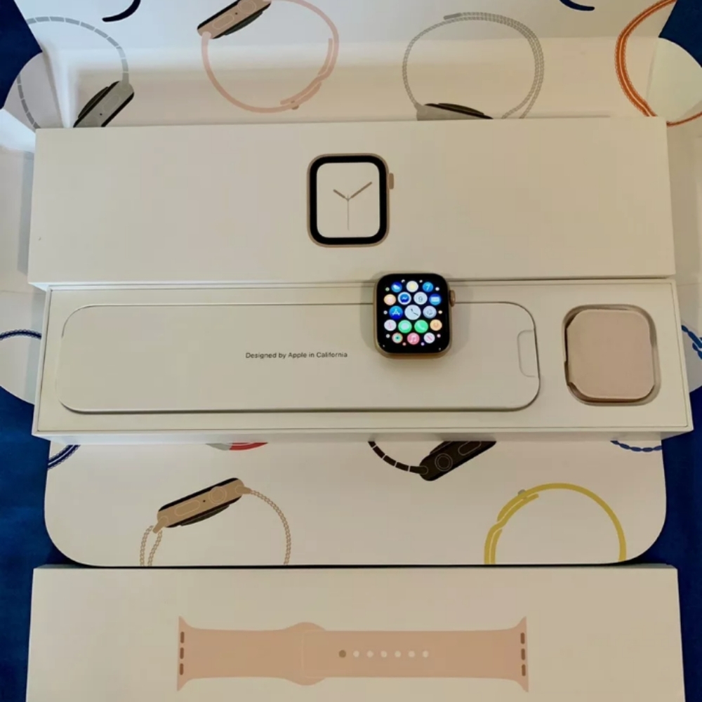 Apple Watch Series 4 40mm GPS + Cellular 4G LTE -